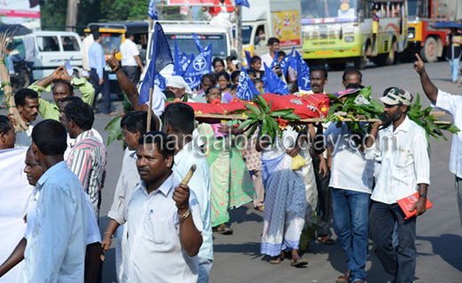 Protest 3